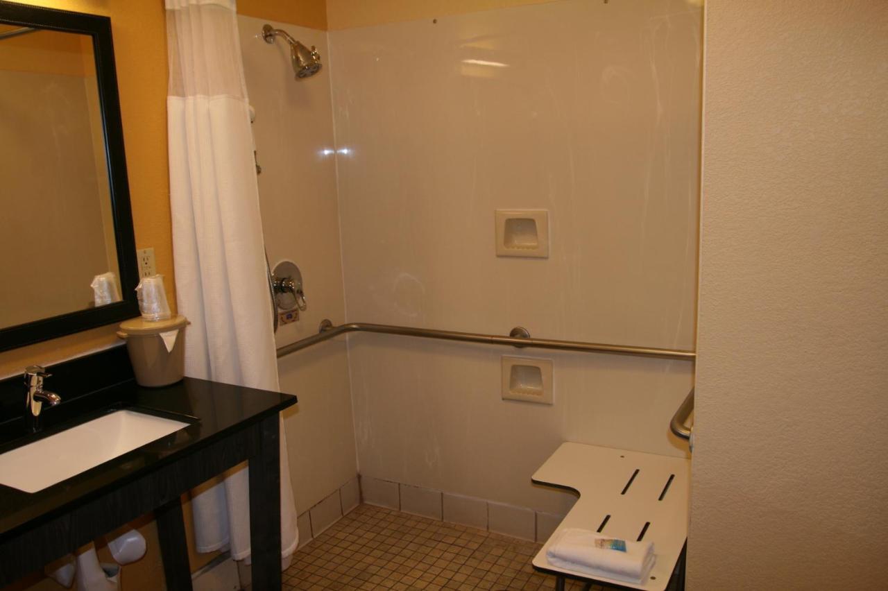 בלאפטון Okatie Hilton Head Hotel מראה חיצוני תמונה