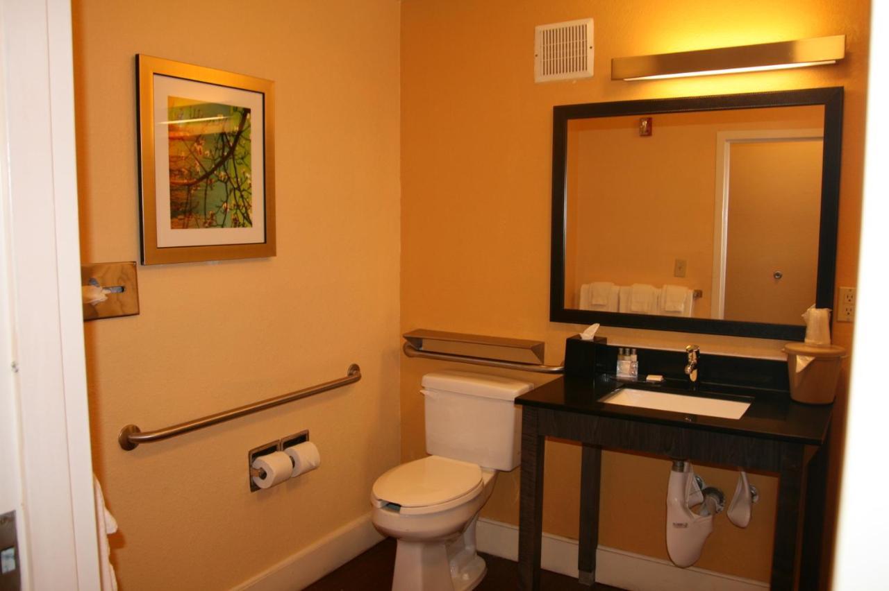 בלאפטון Okatie Hilton Head Hotel מראה חיצוני תמונה