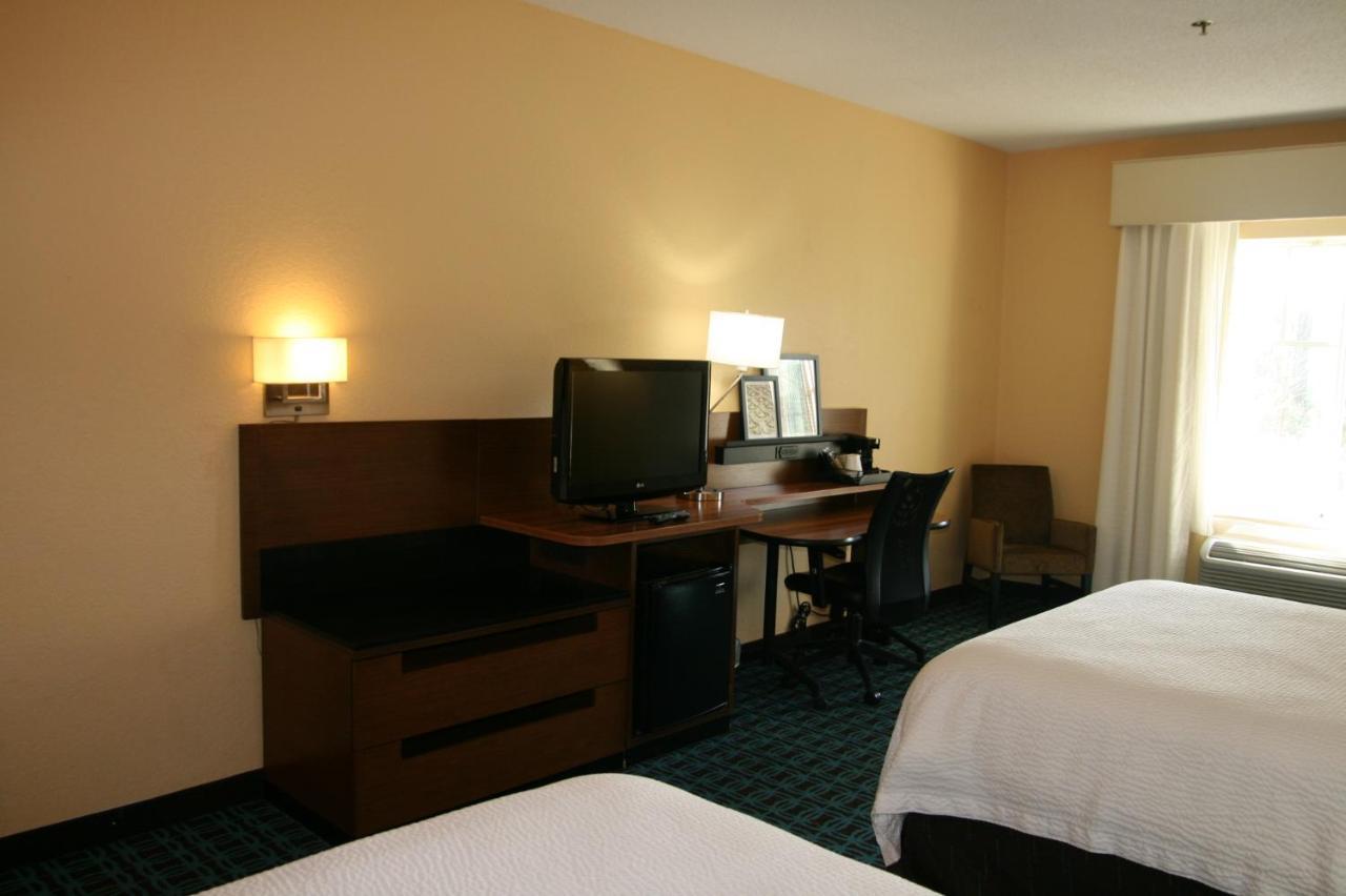 בלאפטון Okatie Hilton Head Hotel מראה חיצוני תמונה